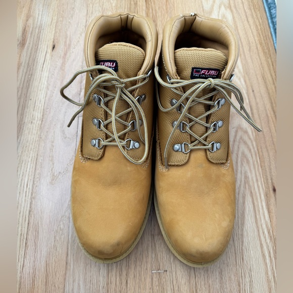 FUBU boots. Size 11.5. - Picture 5 of 6